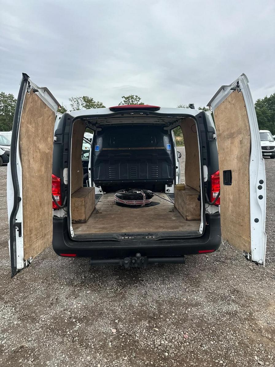 2021 Mercedes-Benz Vito – Model: Vito 114 Progressive CDi – LP21NXD