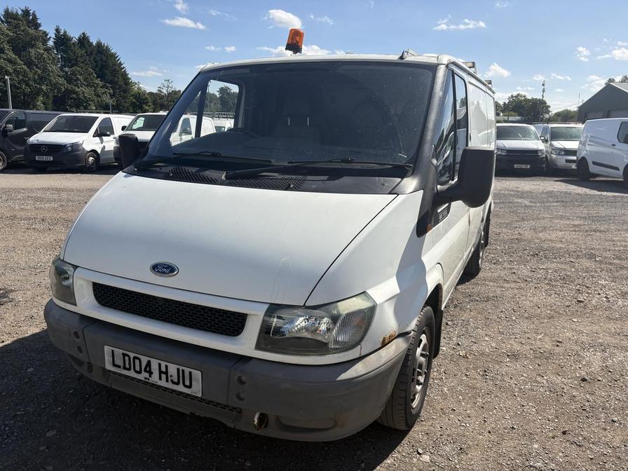 2004 Ford Transit – Model: Transit 300 SWB TD – LD04HJU