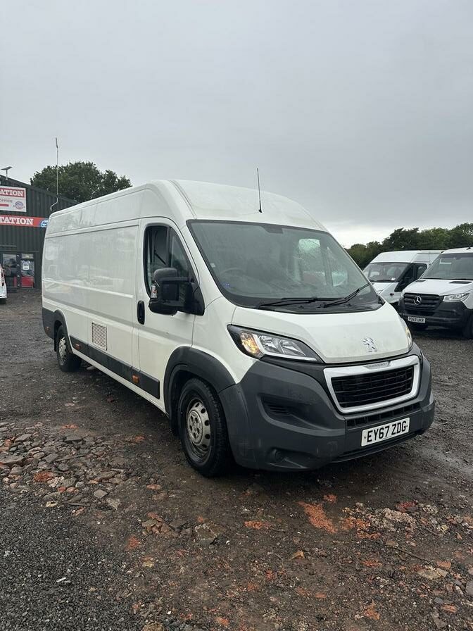 2017 Peugeot Boxer – Model: Boxer 435 Professional L4H2 Blue HDi – EY67ZDG