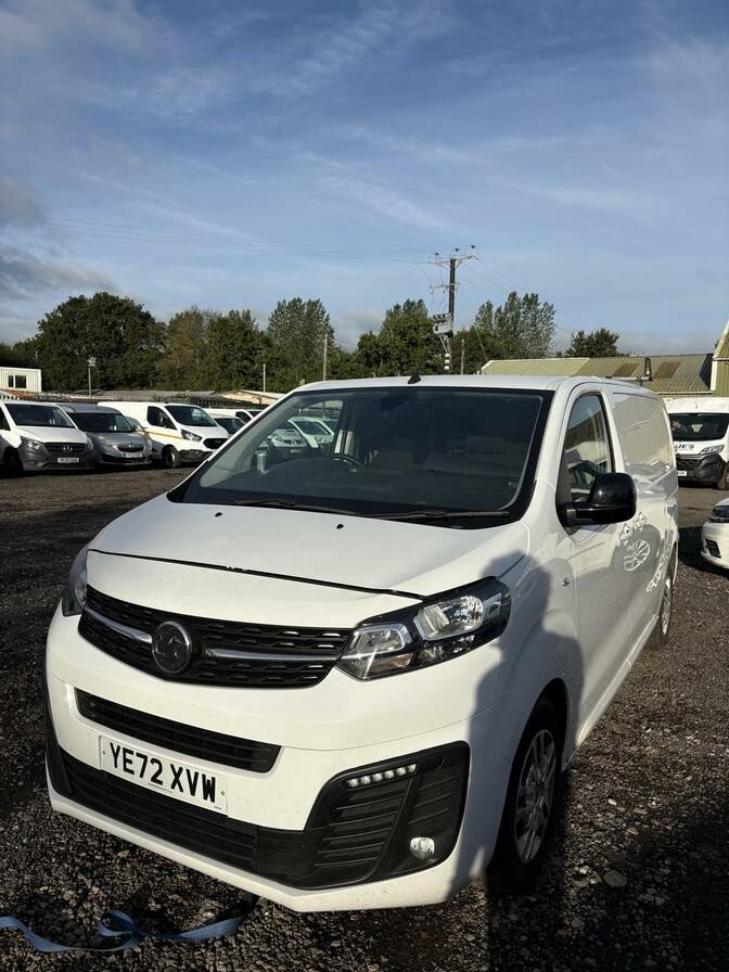 2022 Vauxhall Vivaro – Model: Vivaro F2700 Sportive S/S – YE72XVW