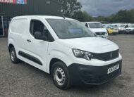 2022 Peugeot Partner – Model: Partner S Premium Blue HDi – KW71AZP