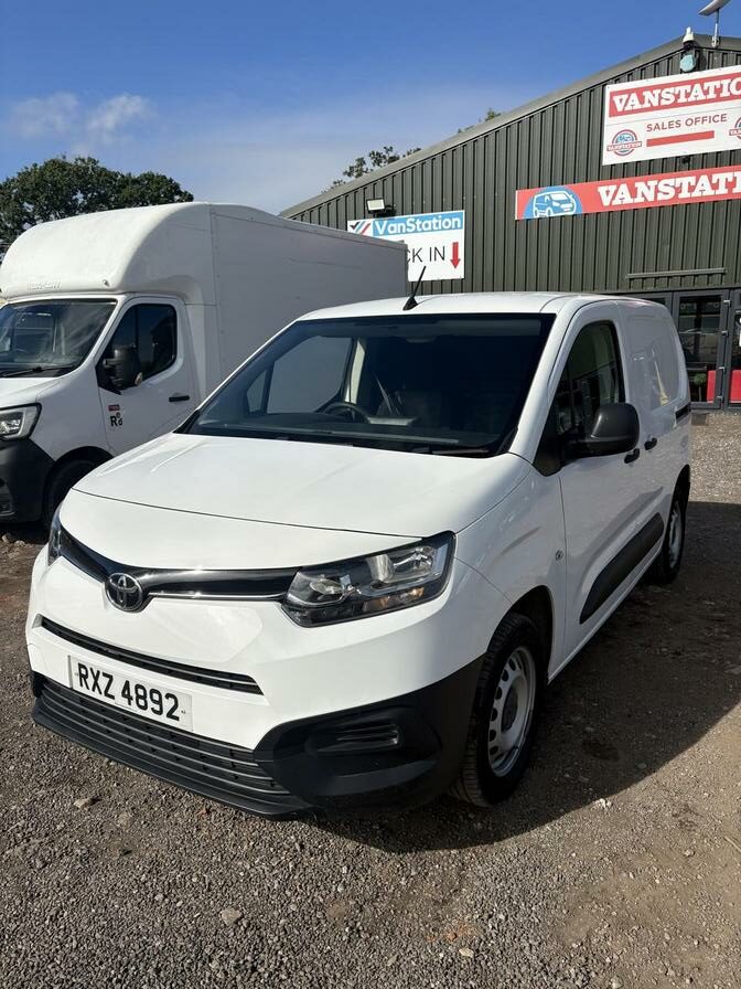 2022 Toyota Proace City – Model: Proace City Active – RXZ4892