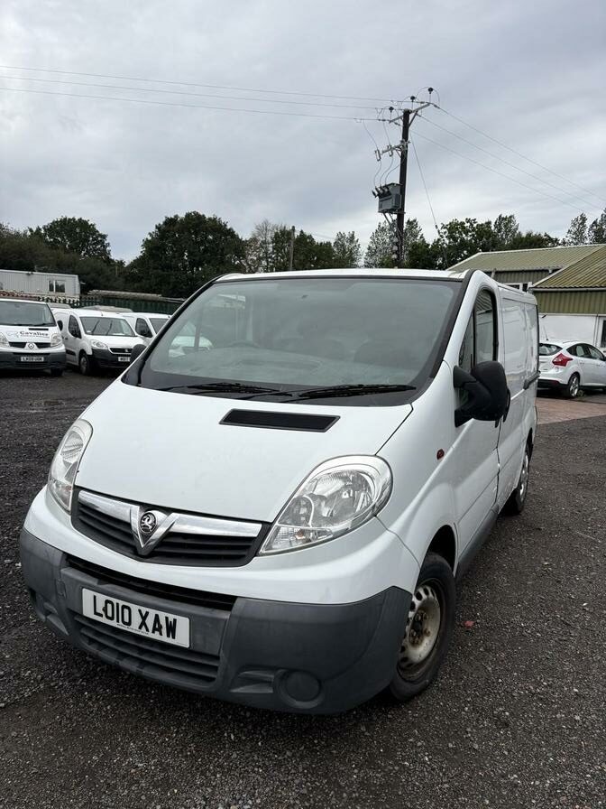 2010 Vauxhall Vivaro – Model: Vivaro 2700 CDTi SWB – LO10XAW