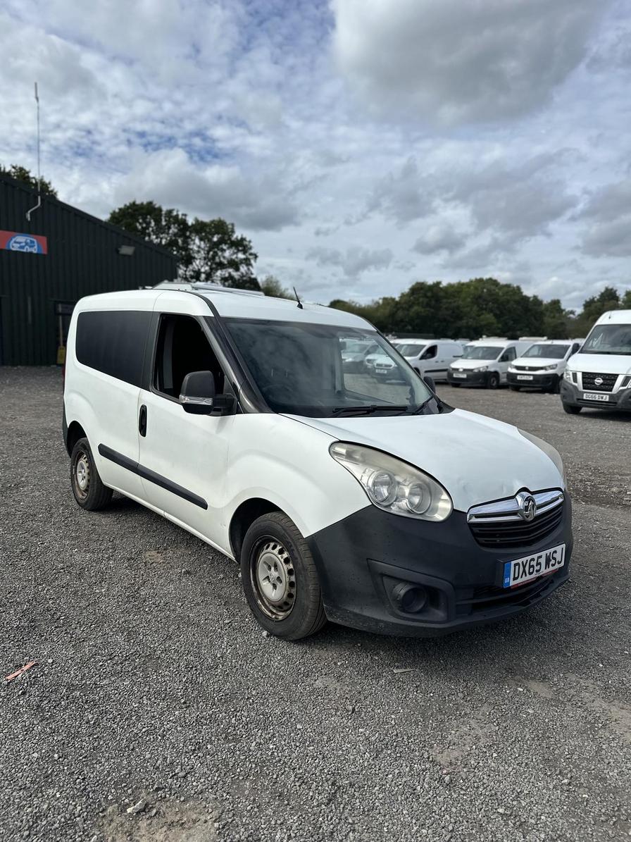 2015 Vauxhall Combo – Model: Combo 2000 L1H1 CDTi – DX65WSJ
