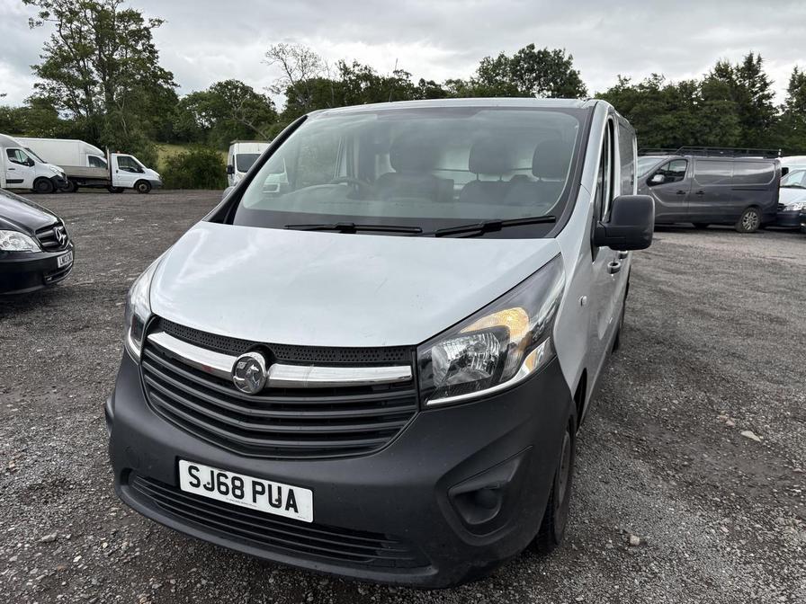 2018 Vauxhall Vivaro – Model: Vivaro 2700 BiTurbo CDTi S/S – SJ68PUA