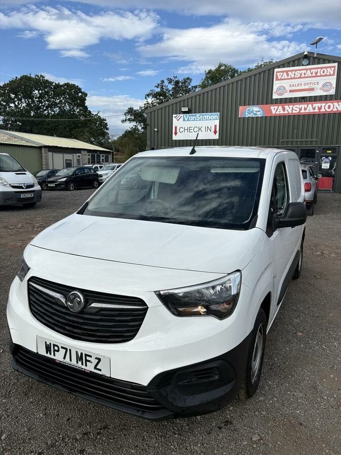 2021 Vauxhall Combo – Model: Combo 2000 Edition – WP71MFZ