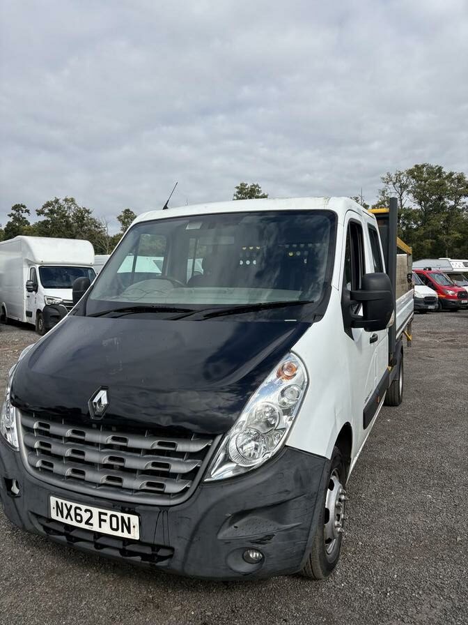 2012 Renault Master – Model: Master MLL35 dCi DRW – NX62FON