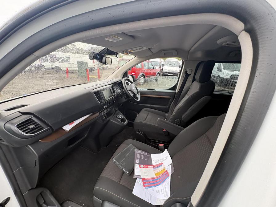 2022 Toyota Proace Verso – Model: Proace Verso Family L1 D-4D Auto – GV71OCK