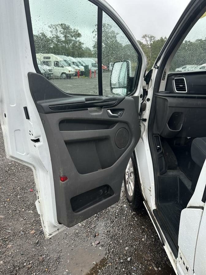 2021 Ford Transit Custom – Model: Transit Custom 320 Limited EcoBlue – HT21BJZ