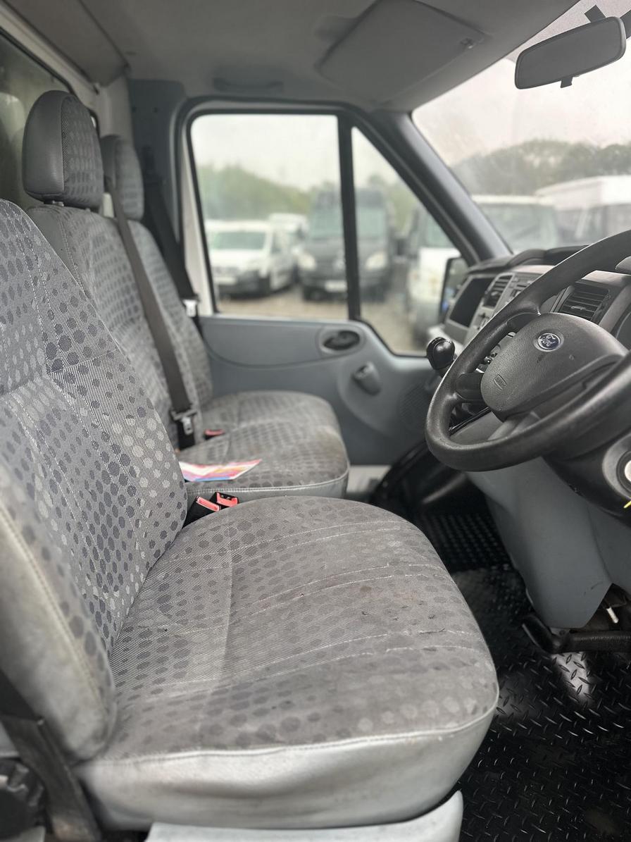 2013 Ford Transit – Model: Transit 100 T350 RWD – YN13UTX