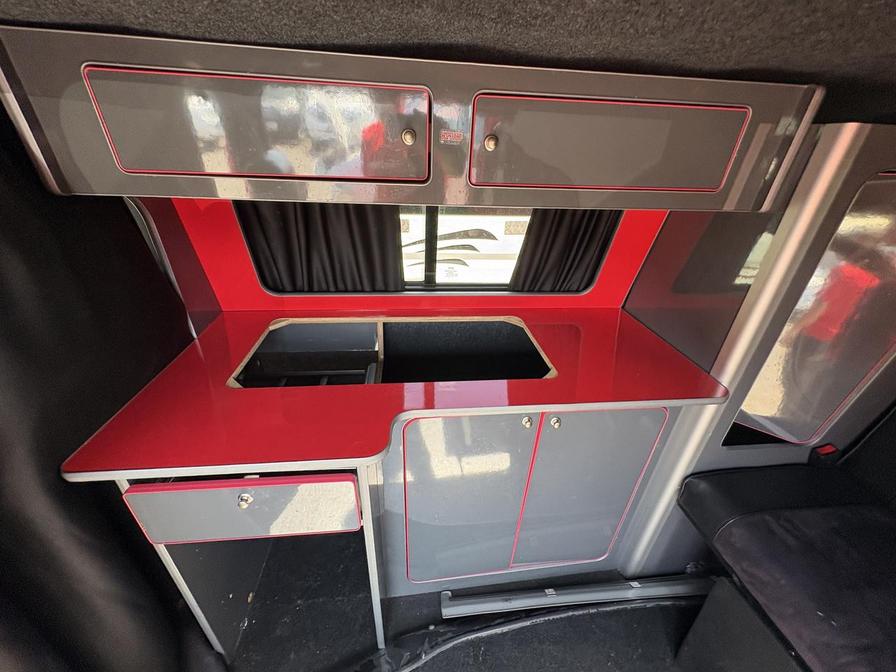 1997 Volkswagen Transporter – Model: 800 Special TD SWB – R204YTU