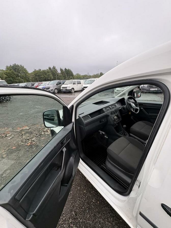2016 Volkswagen Caddy – Model: Caddy C20 Startline TDI – GF66YKS