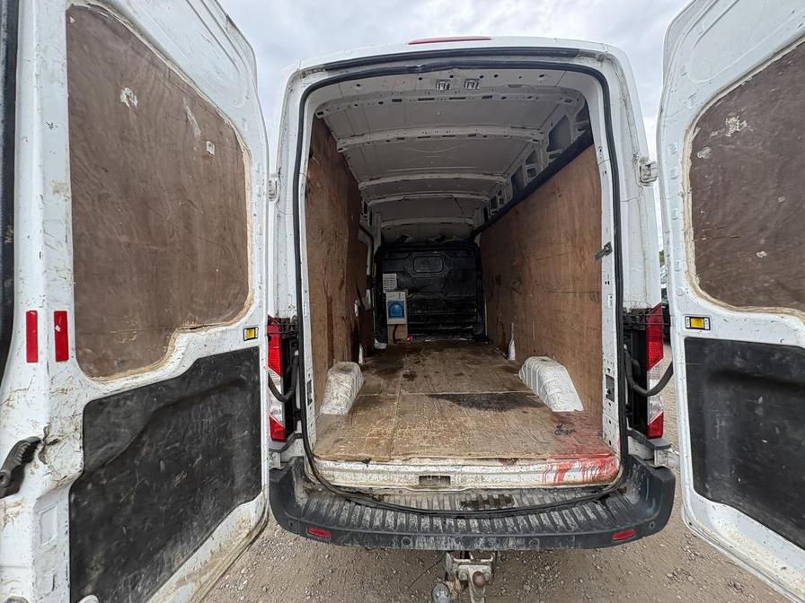 2018 Ford Transit – Model: Transit 350 – CV68BDY