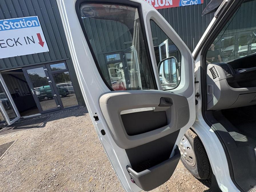 2008 Citroen Relay – Model: Relay 35 HDi 120 LWB – PN58OZK