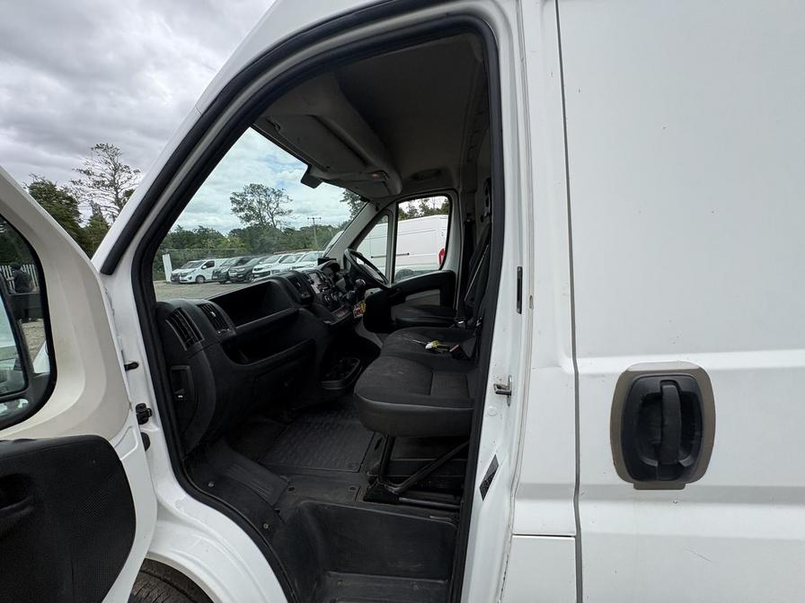 2018 Citroen Relay – Model: Relay 35 L3H2 Enterprise Blue HDi – LV18ZVR
