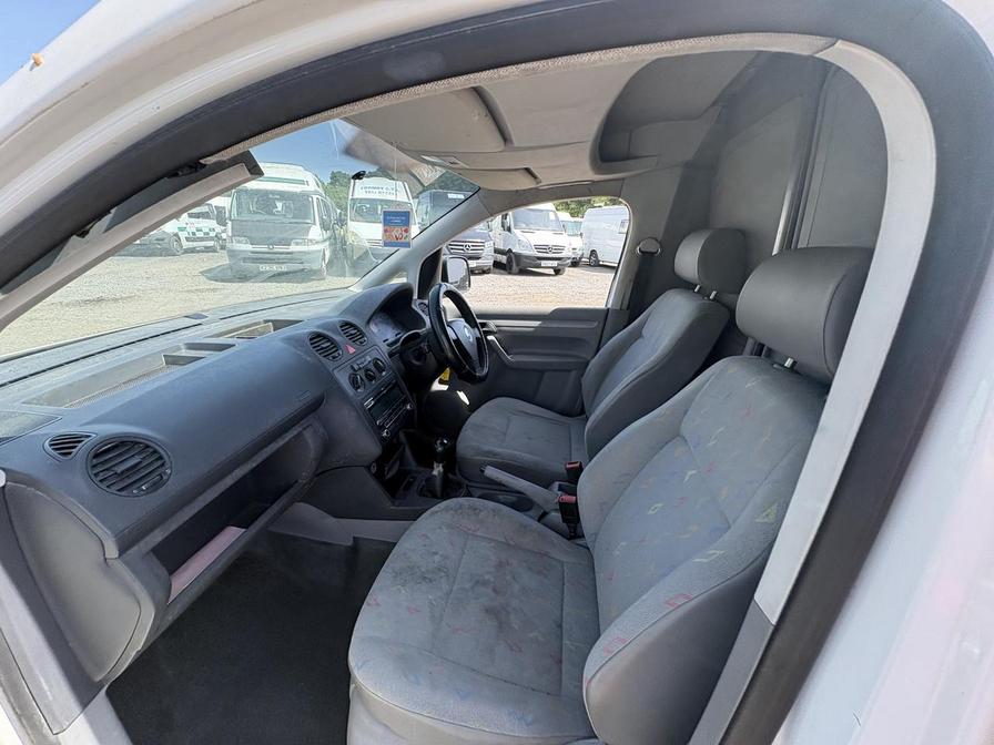 2009 Volkswagen Caddy MaxI – Model: Caddy Maxi C20 TDI 104 – LM59LZF