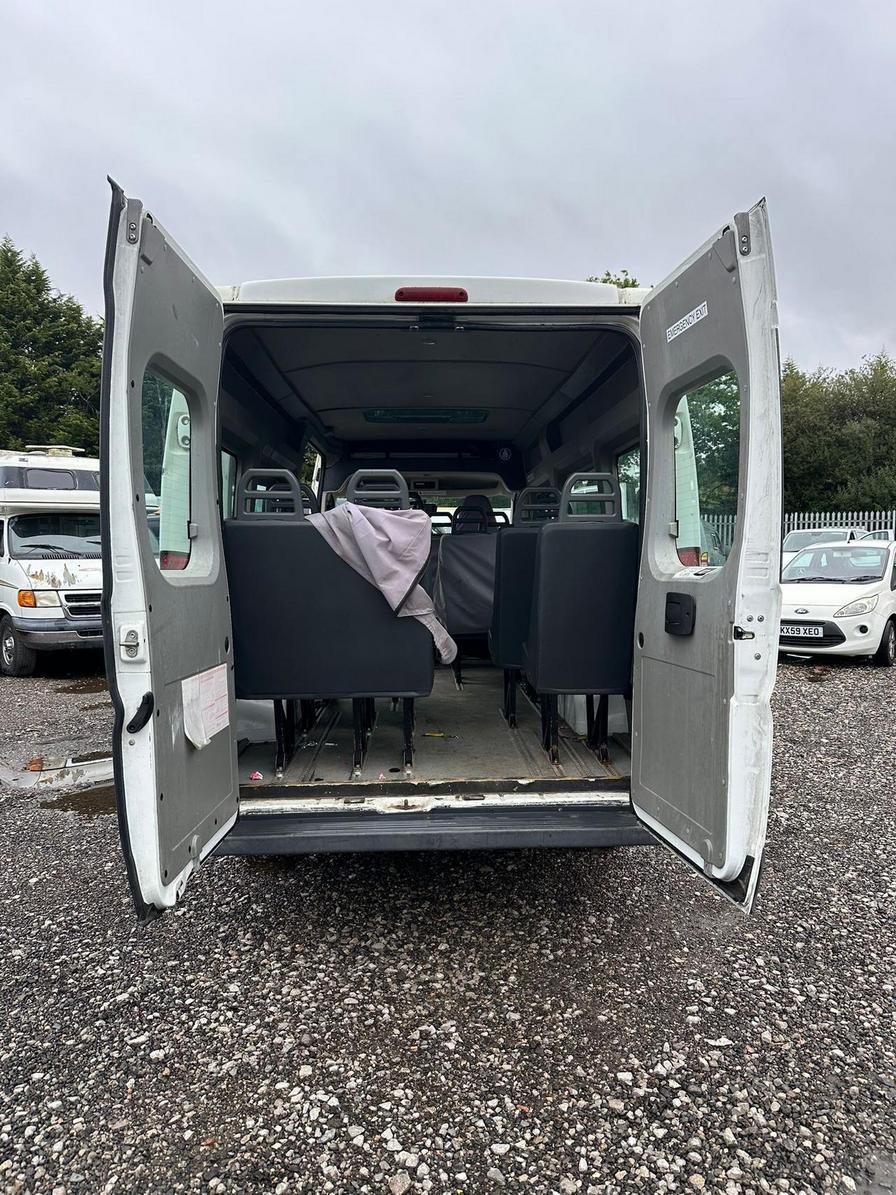 2013 Peugeot Boxer – Model: Boxer 440 L4H2 HDi – HV63VPU