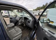 2010 Volkswagen Caravelle – Model: Caravelle Executive TDI 180 – BF10TKY