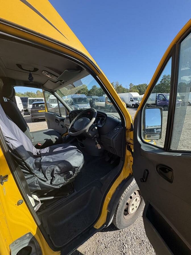2005 Iveco Daily – Model: Daily 35 S12 LWB – GN54UVM