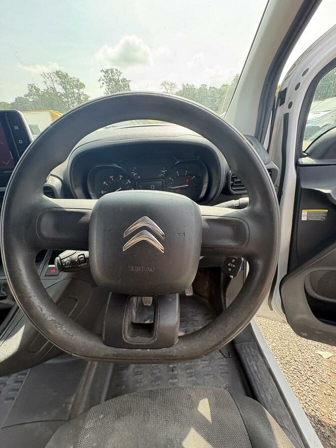 2020 Citroen Berlingo – Model: Berlingo 650 Enterprise Blue HDi S/S – SM70CJF