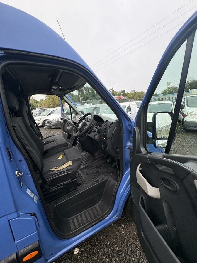 2017 Renault Master – Model: Master LM35 Business Energy dCi – YS17SZV