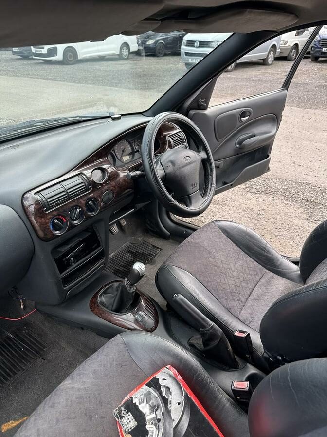 2002 Ford Escort – Model: Escort 55 D – NK02JHH