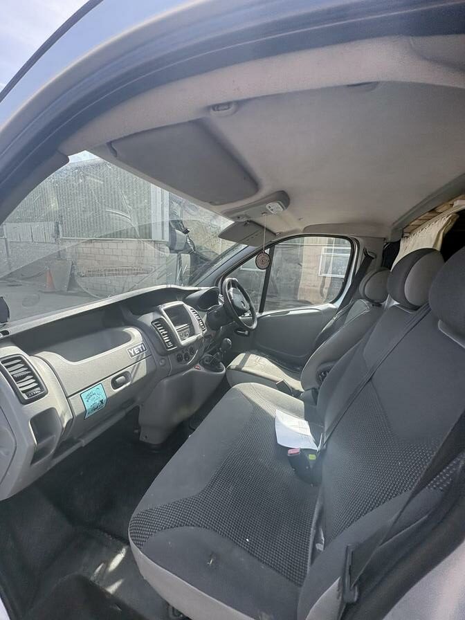 2013 Vauxhall Vivaro – Model: Vivaro 2700 Sportive CDTi SWB – DA13TUY