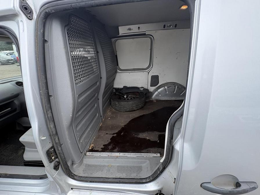 2008 Volkswagen Caddy – Model: Caddy C20 TDI Semi-Auto – VN58VME