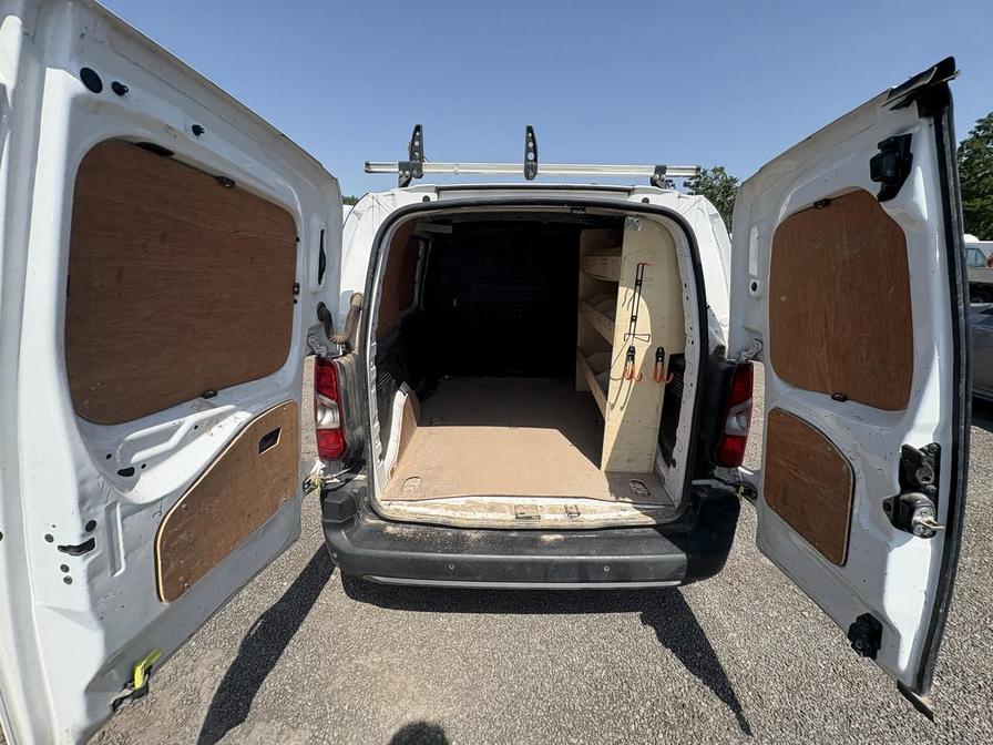 2020 Citroen Berlingo – Model: Berlingo 650 Enterprise Blue HDi S/S – SM70AEV