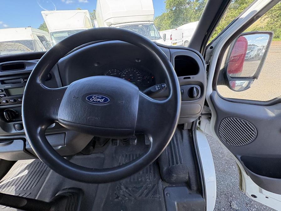 2004 Ford Transit – Model: Transit 300 SWB TD – LD04HJU