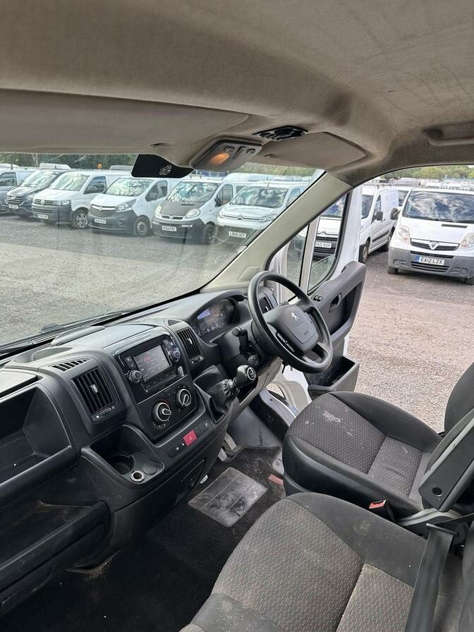 2020 Peugeot Boxer – Model: Boxer 435 Professional L4H3 Blue HDi – BJ70ODB