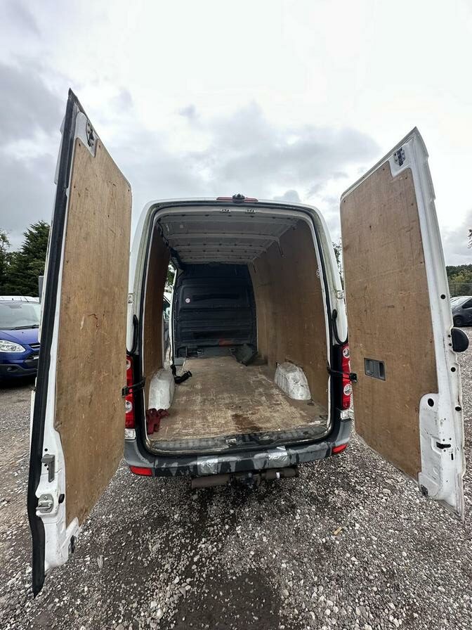 2011 Volkswagen Crafter – Model: Crafter 35 Blue TDI 108 M – KR11ZKU
