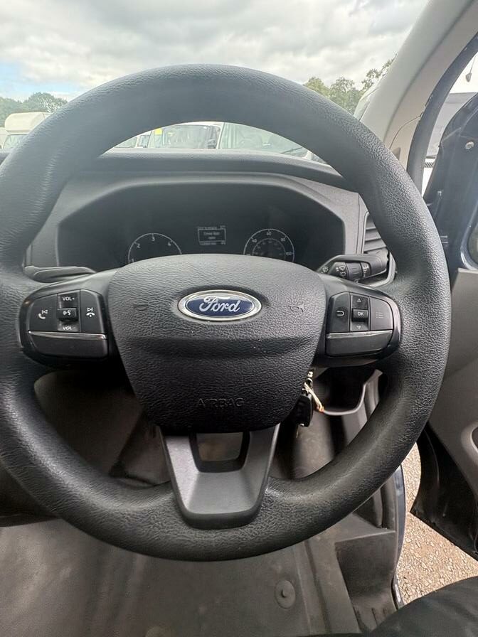 2018 Ford Transit Custom – Model: Transit Custom 320 Base TDCi – GF18TZB