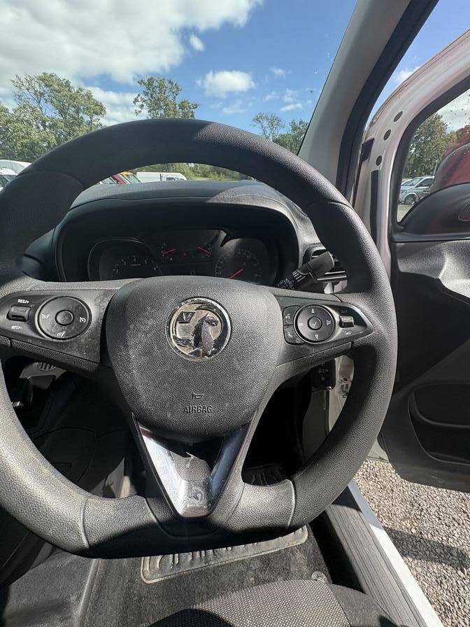 2021 Vauxhall Combo – Model: Combo 2300 Dynamic TD – DH21AUV