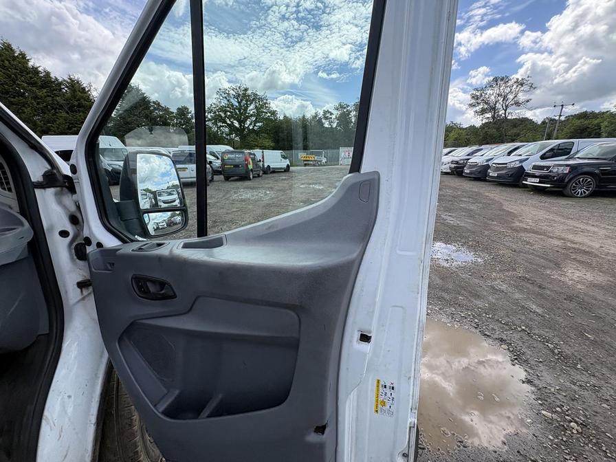 2017 Ford Transit – Model: Transit 350 – FG67EXO