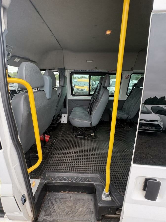 2011 Ford Transit – Model: Transit 115 T430 17s RWD – CV61ZKC