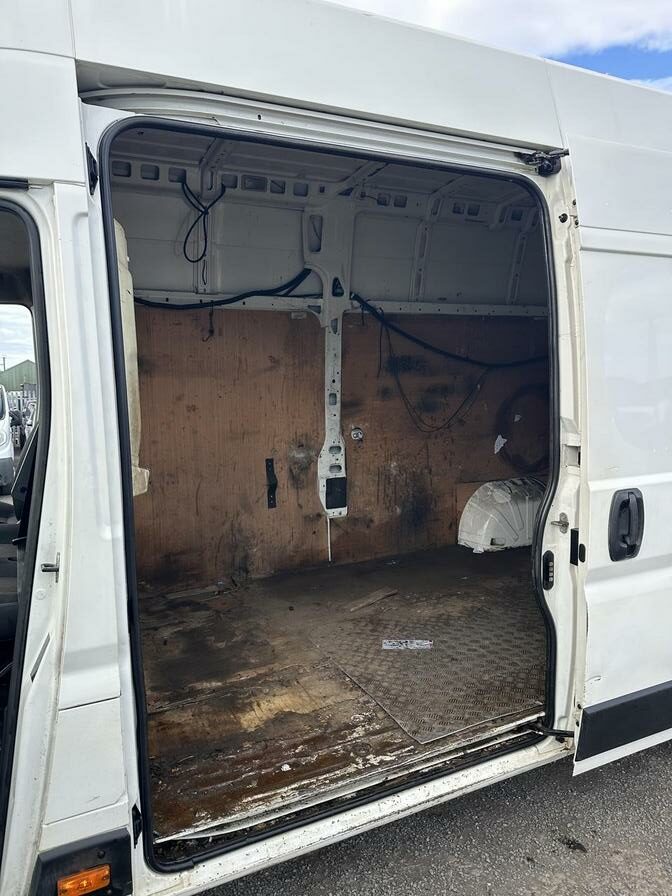 2020 Peugeot Boxer – Model: Boxer 435 Professional L4H3 Blue HDi – BJ70ODB