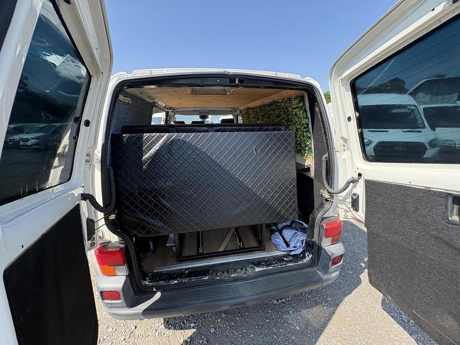 2003 Volkswagen Transporter – Model: Transporter 88 bhp SWB – LM03TPU