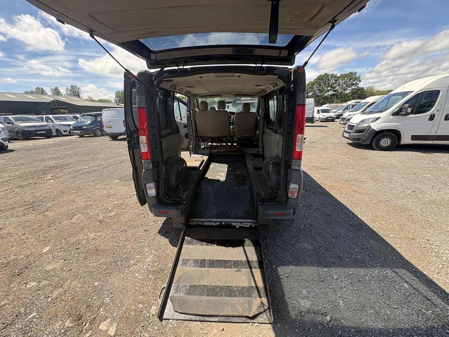 2012 Vauxhall Vivaro Combi – Model: Vivaro 2900 Combi CDTi Semi-Auto 113 – NV61RBO