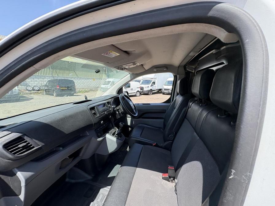 2019 Vauxhall Vivaro – Model: Vivaro 2900 Edition S/S – SA69UNF