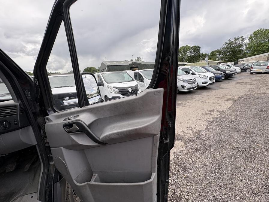 2017 Mercedes-Benz Sprinter – Model: Sprinter 314 CDi – PN67ELO
