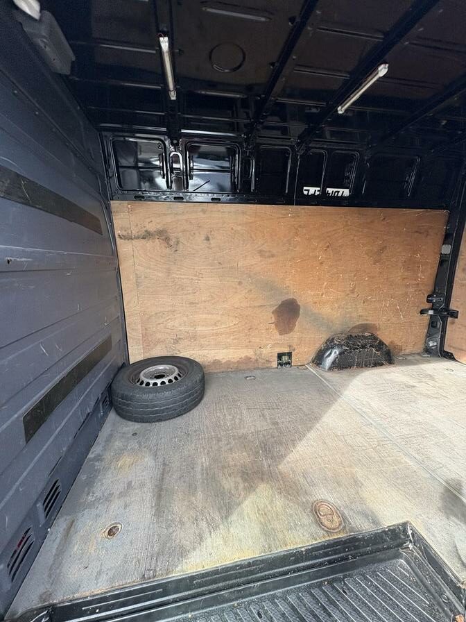 2014 Volkswagen Crafter – Model: Crafter CR35 TDI – YD14EFL