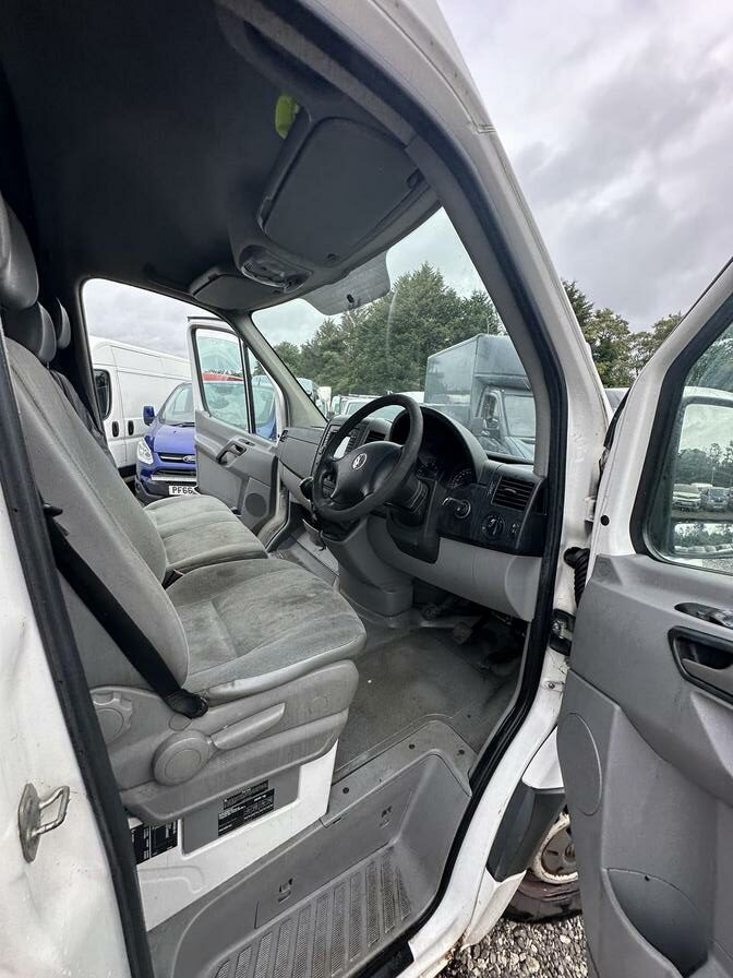 2011 Volkswagen Crafter – Model: Crafter 35 Blue TDI 108 M – KR11ZKU
