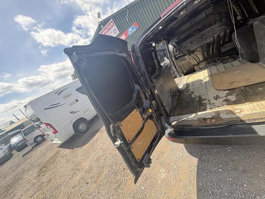2019 Ford Transit Connect – Model: Transit Connect 240 Limited TDCi – KV69WWO