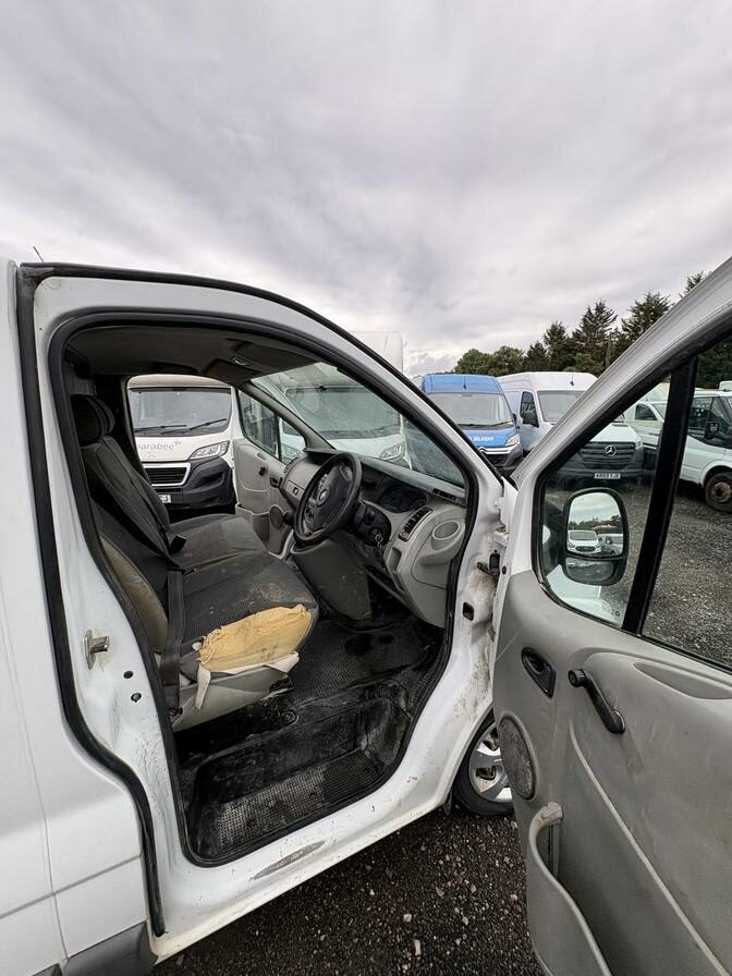 2010 Vauxhall Vivaro – Model: Vivaro 2700 CDTi SWB – LO10XAW