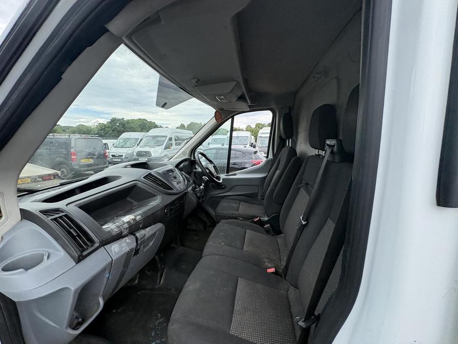 2018 Ford Transit – Model: Transit 350 – CV68BDY