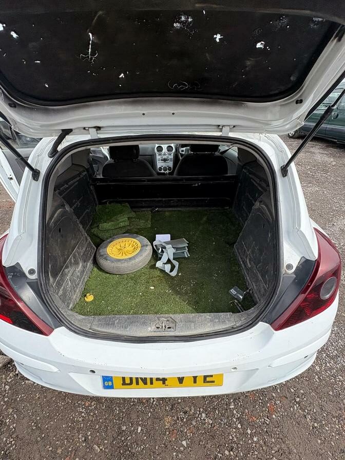 2014 Vauxhall Corsa – Model: Corsa CDTi ecoFLEX S/S – DN14VYE