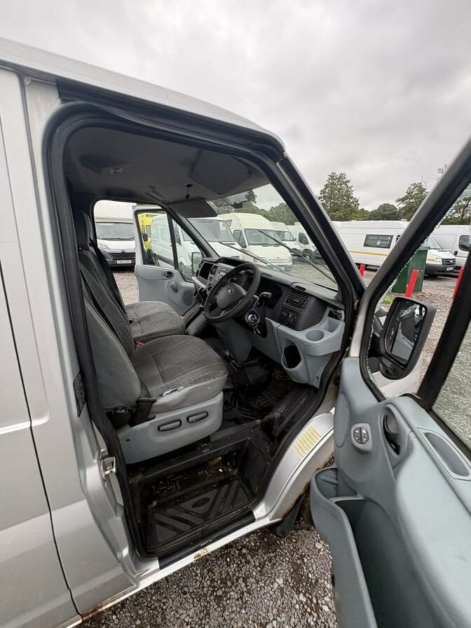 2011 Ford Transit – Model: Transit 85 T260 MWB FWD – AF11ORO