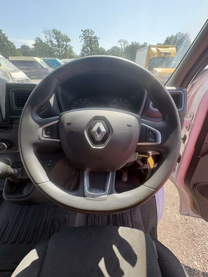 2022 Renault Master – Model: Master 35 LWB – BV22GWC