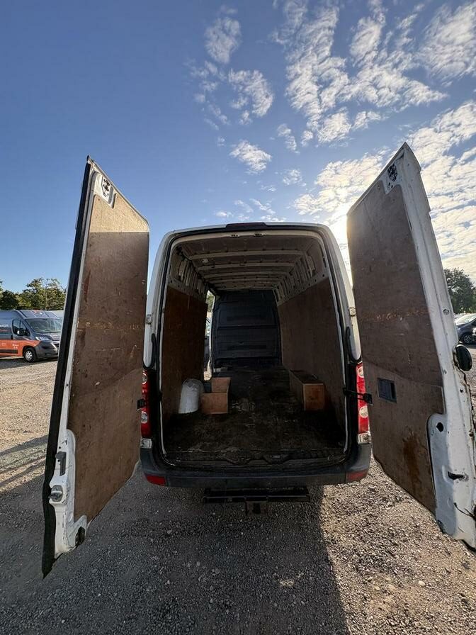 2009 Volkswagen Crafter – Model: Crafter CR35 109 LWB – RV59HLE
